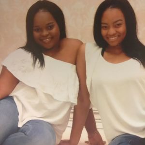 Meet your Posher, Chloe